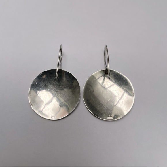Sterling silver hammered earrings - Picture 2 of 4